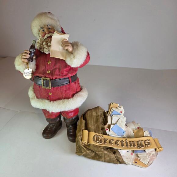 1998 Coca-Cola Clothtique Santa Figurine Season’s Greetings Possible Dreams - Picture 1 of 10